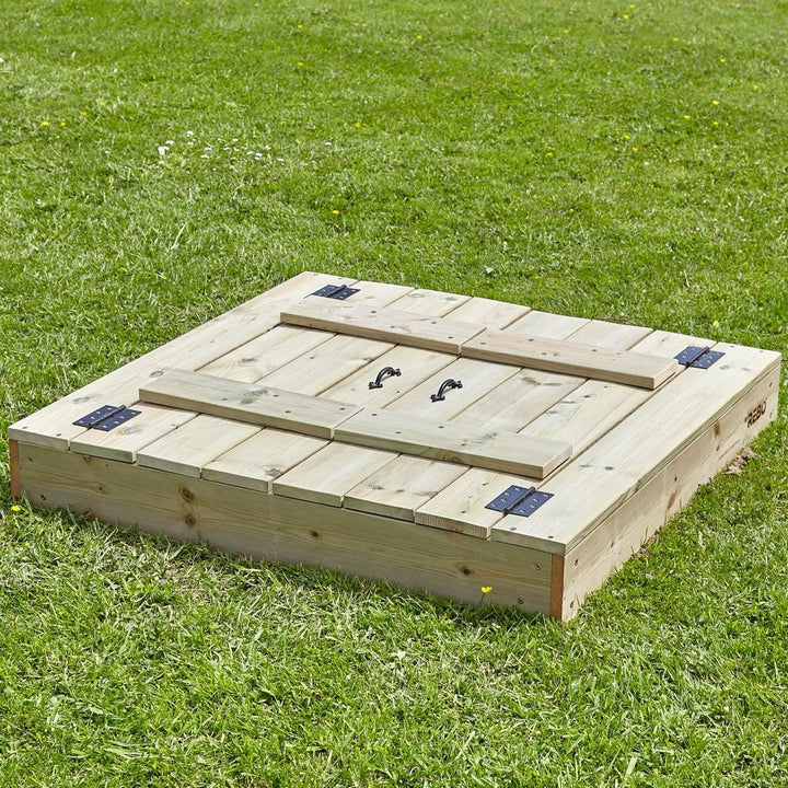 Rebo Sandpit with Folding Lid and Benches – 100cm x 100cm